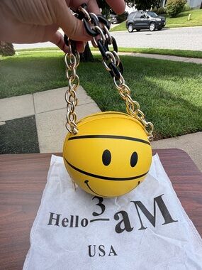 Hello 3AM Smiley Face Basketball Round Crossbody Purse – New With Tags